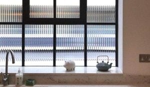 SX-1254-UG Reeded Glass Seamless - Image 2