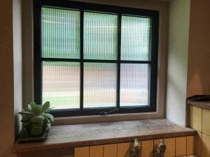 SX-1254-UG Reeded Glass Seamless - Image 3